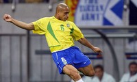 Roberto Carlos bị cáo buộc sử dụng doping ở World Cup 2002