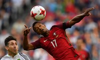 Bồ Đào Nha đánh rơi chiến thắng ở Confederation Cup
