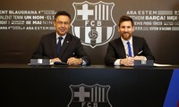 Messi trong ngày ký hợp đồng mới có thời hạn đến năm 2021 với Barca