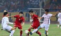 Hình ảnh tuyển Việt Nam vào bán kết AFF Cup với ngôi đầu bảng