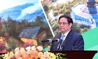 Thủ tướng Phạm Minh Chính: &apos;Tự lực, tự cường phát triển Vùng trung du, miền núi Bắc Bộ&apos;