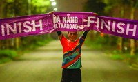 Tấm lòng của chàng trai chạy 100km nhanh nhất Việt Nam 