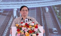 Thủ tướng phát lệnh khởi công đồng loạt 3 dự án giao thông trọng điểm quốc gia