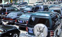 Bộ Tài chính xin hoãn mua ô tô công tập trung
