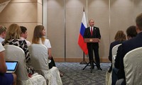 Tổng thống Nga Vladimir Putin mở cuộc họp báo về kết quả Hội nghị thượng đỉnh Nhóm các nền kinh tế mới nổi hàng đầu thế giới (BRICS) tại Trung Quốc vào hôm 5/9. Ảnh: Sputnik