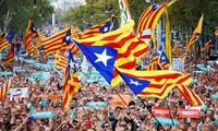 ‘Madrid không chấp nhận Catalonia độc lập, nhưng sẽ mở rộng quyền tự trị’