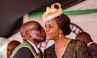 Vợ chồng Tổng thống Zimbabwe Robert Mugabe và Đệ nhất Phu nhân Grace Mugabe.