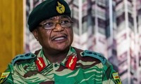 Tổng Tư lệnh Quân đội Zimbabwe Constantino Chiwenga suýt bị bắt trước cuộc binh biến tại quốc gia Đông Phi này. 