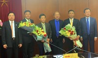 Các đồng chí Vũ Trọng Hà, Đoàn Văn Báu và Trần Đoàn Hưng được trao quyết định bổ nhiệm.