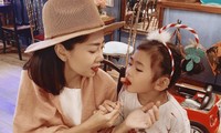 Quản lý chia sẻ video Mai Phương chơi trò bác sĩ với con gái Lavie gây xúc động