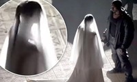 Kim Kardashian mặc váy cưới trong show diễn của chồng cũ, nghi vấn tái hợp