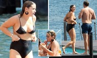 Cháu gái Tổng thống Mỹ Biden ‘thả dáng’ với bikini, âu yếm bạn trai ở Ý
