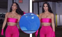 Kim Kardashian bị chụp trộm hôn tình trẻ sau khi khoe đường cong ‘rực lửa’