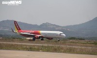 Bản tin 8H: Máy bay bị chiếu laser khi hạ cánh xuống sân bay Chu Lai