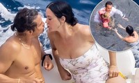 Katy Perry và Orlando Bloom khóa môi ngọt ngào ở biển