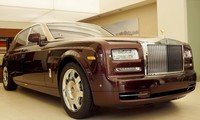 Đấu giá Rolls-Royce Phantom lần thứ 7, giá giảm gần 12 tỷ đồng
