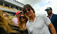 Tom Cruise đang theo đuổi Shakira