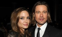 Angelina Jolie chế giễu Brad Pitt