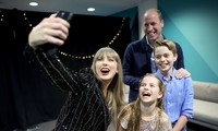 Hoàng tử William nhảy cuồng nhiệt theo Taylor Swift gây bão mạng