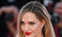 Tranh cãi ngoại hình gầy gò của Angelina Jolie