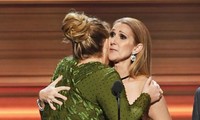 Adele và Celine Dion ôm nhau khóc 