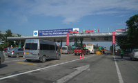 Một số trạm thu phí cao tốc Nội Bài - Lào Cai mắc lỗi không nhận thẻ