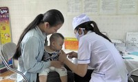 Phê duyệt giá 10 loại vắc xin nội trong Chương trình Tiêm chủng mở rộng