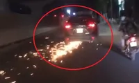 Đám đông truy đuổi ô tô gây tai nạn rồi bỏ chạy