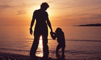 Lucy là một ví dụ nữa cho thấy sự thất bại của những nghiên cứu "người hóa" tinh tinh