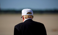 Cựu Tổng thống Mỹ Donald Trump đã bị tất cả các mạng xã hội lớn chặn tài khoản. (Ảnh: Reuters)