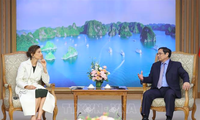 Thủ tướng Phạm Minh Chính tiếp bà Audrey Azoulay, Tổng Giám đốc UNESCO. (Ảnh: TTXVN) 