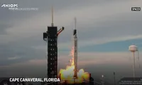 Tên lửa đưa tàu chở 4 người lên ISS từ cảng vũ trụ ở Florida ngày 21/5. (Ảnh: AP)