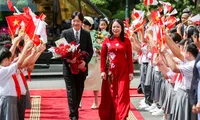 Phó Chủ tịch nước Võ Thị Ánh Xuân và Hoàng Thái tử Akishino tại lễ đón. (Ảnh: Như Ý)