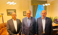 Các quan chức cấp cao Hamas trong cuộc gặp Thứ trưởng Ngoại giao Nga Mikhail Bogdanov. (Ảnh: RIA)