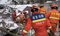 Trung Quốc hứng thảm họa kép