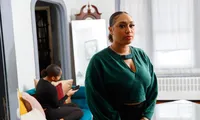 Chị Brittany Edwards sốc nặng khi biết về điều mà con gái viết trên mạng xã hội. (Ảnh: NYP)