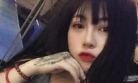 Bắt hotgirl 9X bị truy nã vì đâm bạn cùng phòng