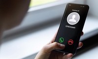 Nhận diện các chiêu lừa đảo cài ứng dụng để &apos;hack&apos; tài khoản ngân hàng