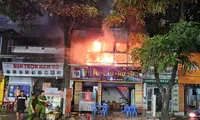 Quán lẩu nướng ở Hà Nội cháy ngùn ngụt