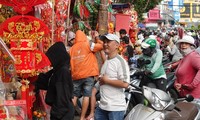 Khu phố đỏ nhất TPHCM, tiểu thương &apos;chốt đơn&apos; 500 triệu là chuyện thường