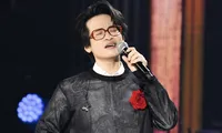 Hà Anh Tuấn: &apos;Nếu được chết trên sân khấu là niềm vinh dự của tôi&apos;