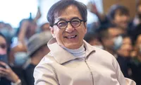 Thành Long: &apos;Tim tôi như ngừng đập khi bạn bè nhắc đến tuổi 70&apos;