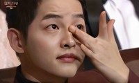 Song Joong Ki khóc vì phim không ai xem