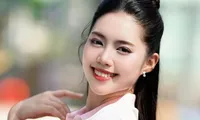 Nụ cười tỏa nắng của Á hậu Châu Anh trên sân Pickleball 