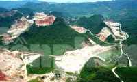 Nhìn từ trên cao những vạt rừng loang lổ ở thủ phủ khoáng sản Quỳ Hợp
