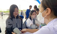 Khám, phát thuốc miễn phí cho hơn 1.000 thanh niên công nhân