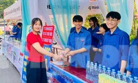 Sắc xanh tình nguyện đồng hành sĩ tử vượt vũ môn