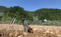 Lực lượng Biên phòng tìm thêm được nạn nhân mất tích ở Làng Nủ