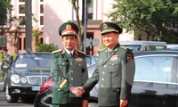 Đại tướng Phan Văn Giang hội đàm với Phó Chủ tịch Quân uỷ Trung ương Trung Quốc Trương Hựu Hiệp