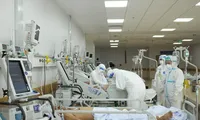 Chủ tịch UBND TPHCM: Người thầy thuốc đã truyền cảm hứng cho toàn xã hội
